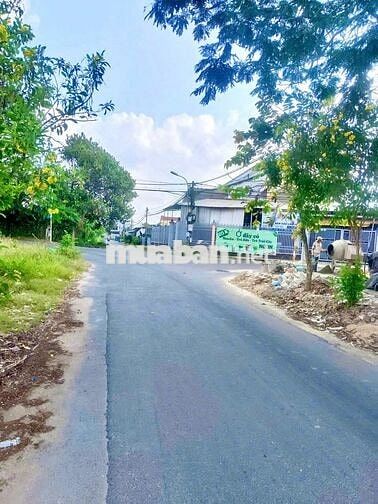 Bán nhanh lô đất cực đẹp ngay MT đường 28 sát Ql 22 giá sốc chỉ 619tr
