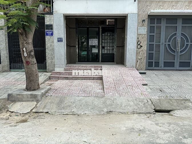 Mặt bằng Đặng Thuỳ Trâm, có gác ở trong, vừa ở vừa kinh doanh