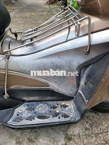 Honda Airblade 110 Fi Nâu bạc đã sử dụng