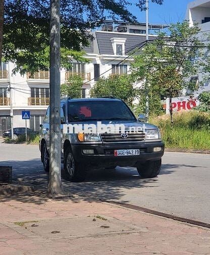 Toyota Land Cruiser 2004 Bạc số tự động