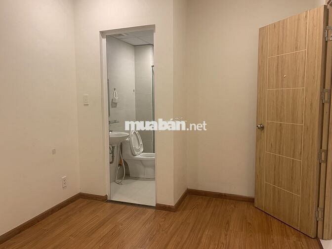 Cho thuê căn 2pn 2wc giá 7tr nhà trống 1/7 dọn vào ở cc Dream Home Q8