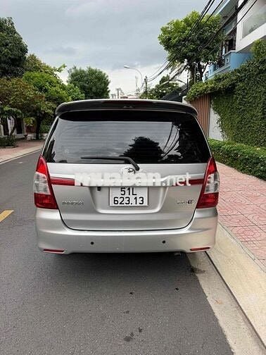 Toyota Innova 2.0 E 2015 Số sàn Bạc