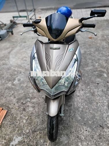 Honda Airblade 110 Fi Nâu bạc đã sử dụng