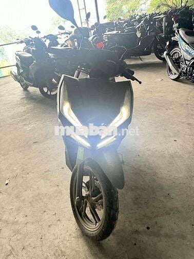 Honda Vario 125 2024 Xám 7679 km
