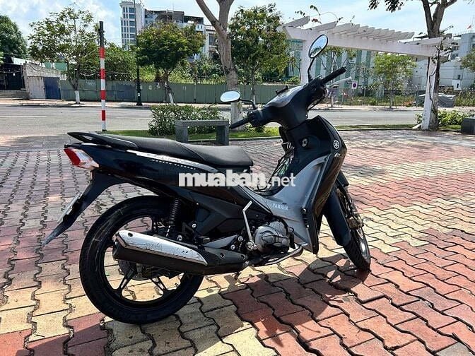 Yamaha Finn Đen Xăng