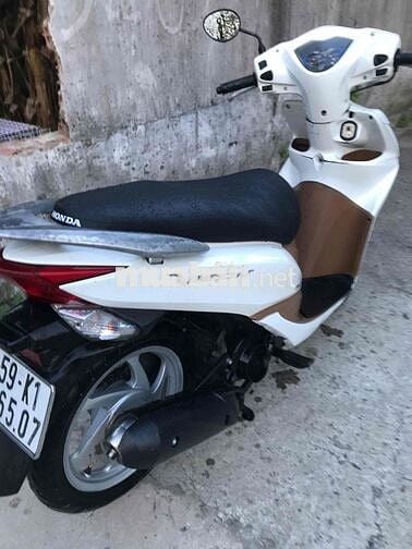 Honda Vision 2013 Trắng Bs Tphcm Giấy Tờ Đây Đu.