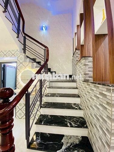 Cần cho thuê nhà HXH 137/3A Lê Văn Sỹ P.13 Q.Phú Nhuận