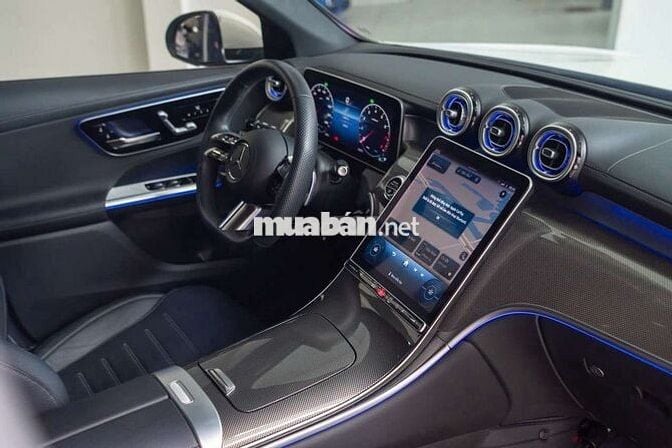 Mercedes-Benz GLC 3004MATIC All New 2023 siêu lướt