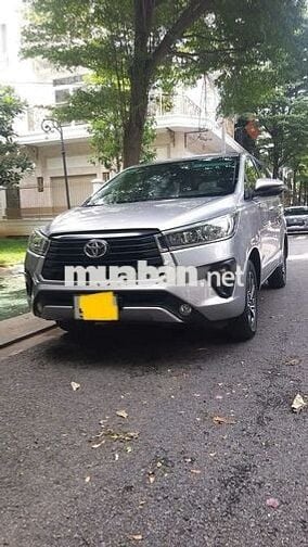 Toyota Innova 2022 Số sàn 73.000km Bạc