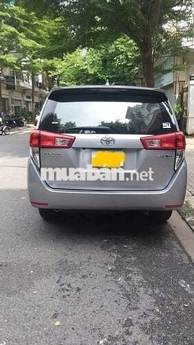 Toyota Innova 2022 Số sàn 73.000km Bạc