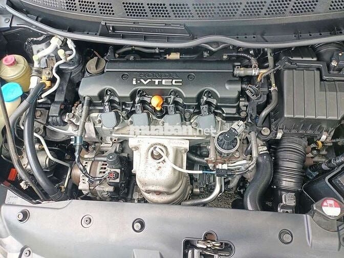 Honda Civic 2007 gia đình đang sử dụng