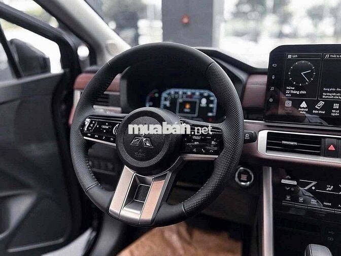 Mitsubishi Xpander Cross