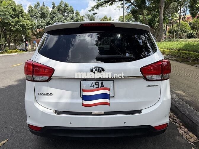 Kia Rondo 2016 Trắng 7 chỗ 95240 km