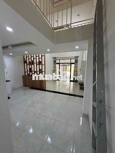 Bán đất tặng nhà cấp 4 gác lửng Bùi Thiện Ngộ