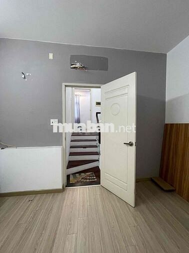 Cho thuê nhà 3 tầng khu ven sông, đ23 HBC gần Gigamal giá 12tr TL