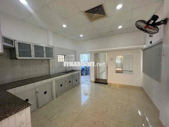 Cho thuê nhà – 18/2 Nguyễn Cửu Vân, P.17, Q. Bình Thạnh