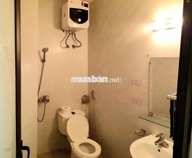 Sale-off: căn studio siêu rộng 30m2 đủ đồ thoáng mát nhiều cửa sổ