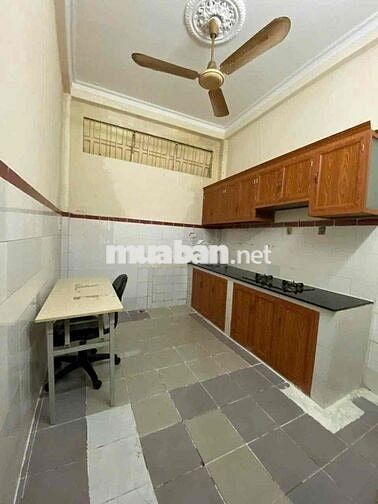 NC 4pn3wc 33m2 hẻm nguyễn kiệm P3