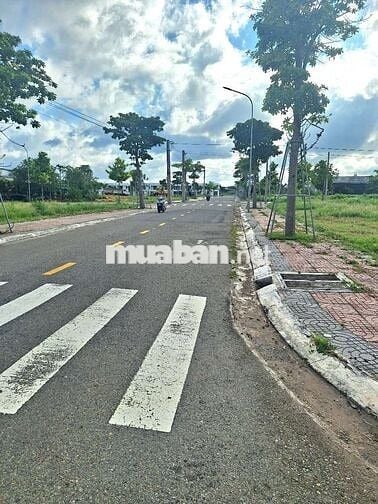 Lô góc 2 đường chính Lan Anh 7 chủ ngộp cắt lỗ bán nhanh 162m2/1ty680