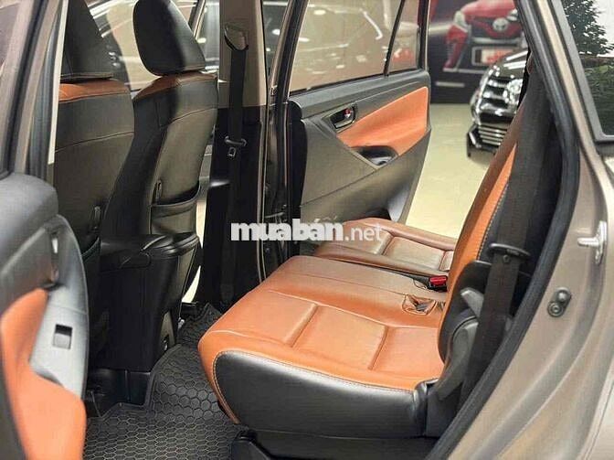 Innova E(số sàn) 2018, biển TP.HCM( giảm từ 10tr)