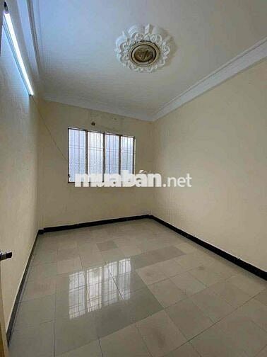 NC 4pn3wc 33m2 hẻm nguyễn kiệm P3