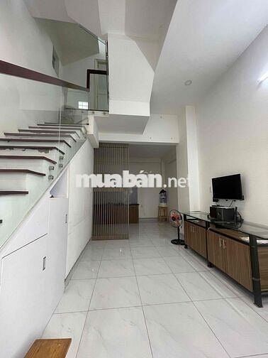 Cho thuê nhà 3 tầng khu ven sông, đ23 HBC gần Gigamal giá 12tr TL