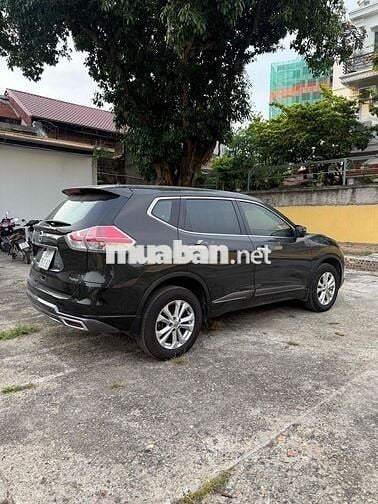 Nissan X-Trail Đen 5 chỗ