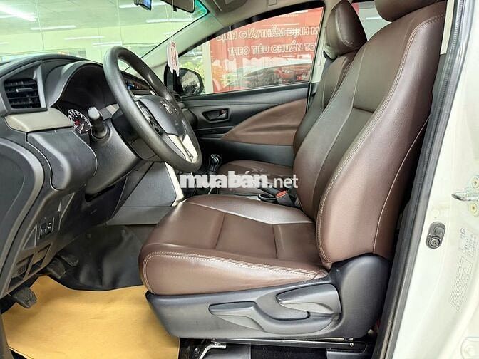 Toyota Innova 2.0E MT 2024 Trắng 87.900 km