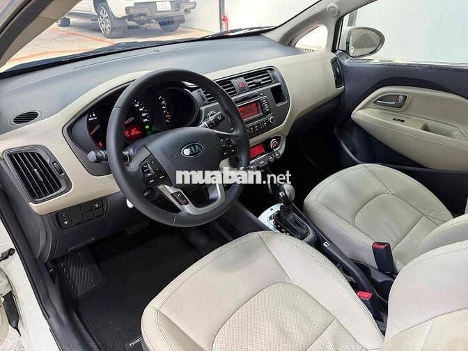 Kia Rio 2014 Hatchback nhập Hàn 58000 km