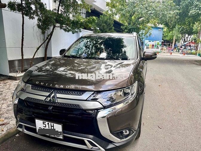 Mitsubishi Outlander Premium 2021 Nâu 65.000 km