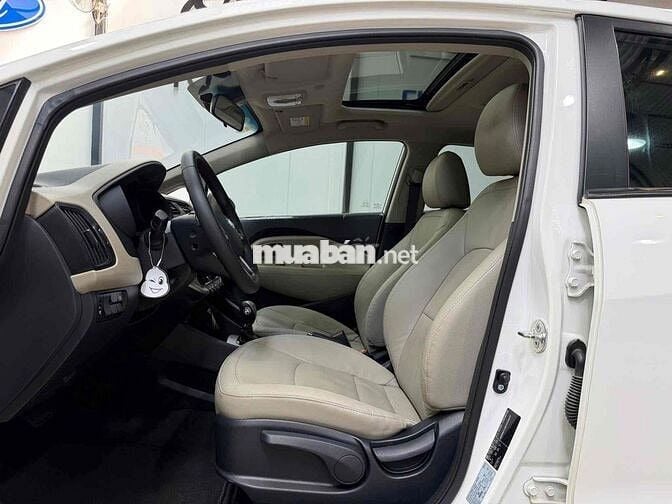 Kia Rio 2014 Hatchback nhập Hàn 58000 km