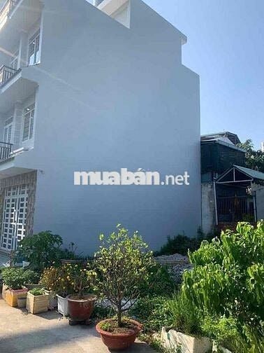 Quận 7 – 4 Tỷ 3 - Lô Đất 56m² - Ngang 4,6m- Đường 4m - Ngay UBND Phú T