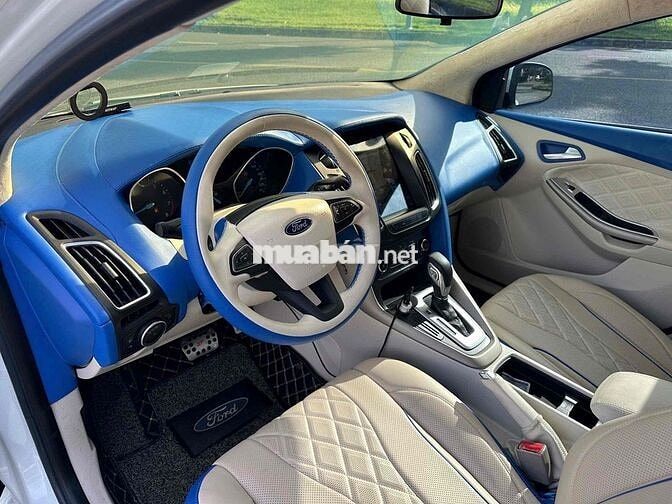 Ford Focus 2019 1.5L bản trend Trắng Tự động