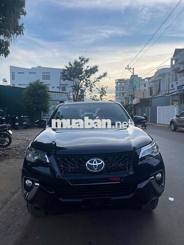 Toyota Fortuner 2017 Một cầu Đen 72 vạn km