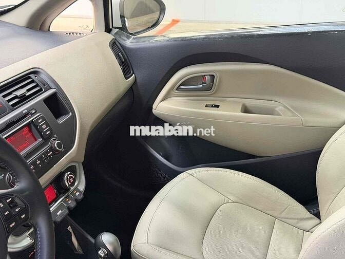 Kia Rio 2014 Hatchback nhập Hàn 58000 km