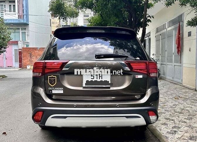 Mitsubishi Outlander Premium 2021 Nâu 65.000 km