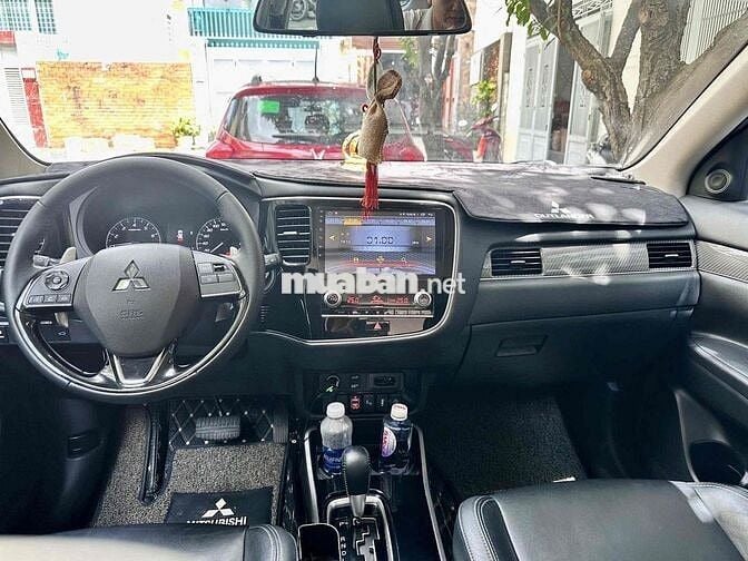 Mitsubishi Outlander Premium 2021 Nâu 65.000 km