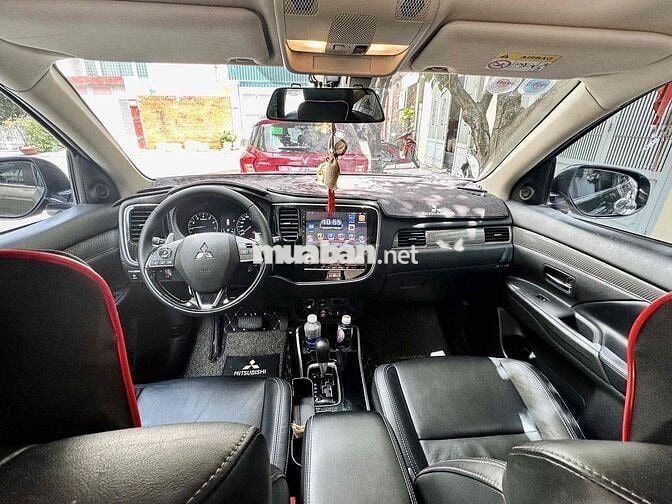 Mitsubishi Outlander Premium 2021 Nâu 65.000 km