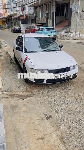 Mitsubishi Lancer 2000 Xăng 1.6L Trắng đã dọn đẹp