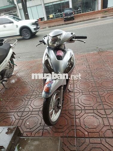 Honda Vision 2021 Bạc Việt Nam