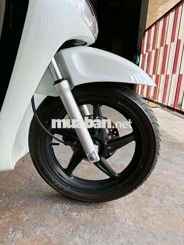 Honda SH 150i Trắng Ý