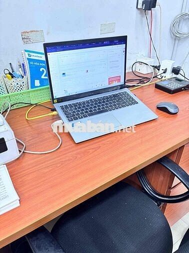 Tuyển nhân viên chốt đơn, đóng hàng