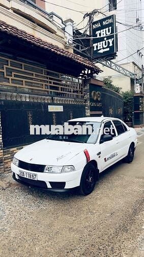 Mitsubishi Lancer 2000 Xăng 1.6L Trắng đã dọn đẹp