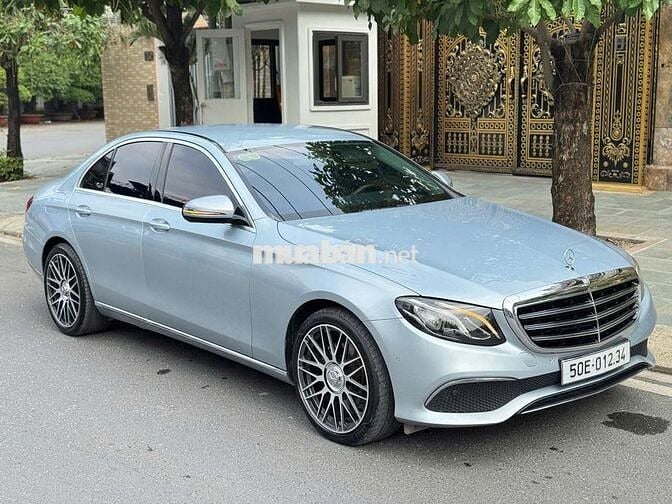 Mercedes E200 2017 Bạc 60000 km