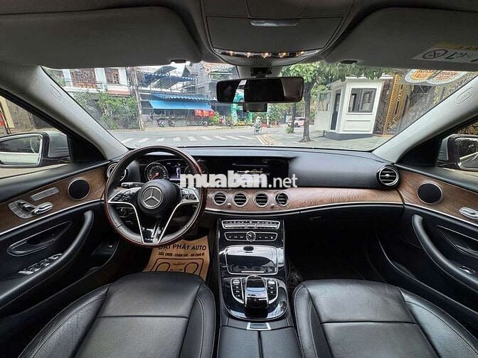 Mercedes E200 2017 Bạc 60000 km