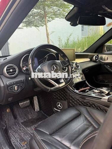 Mercedes-Benz C300 AMG 2017 Sedan Đỏ