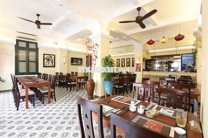 🏡 Cho Thuê/Bán Biệt Thự Góc 2 Mặt Tiền Đinh Tiên Hoàng, Quận 1