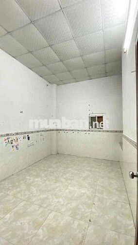 nhà 1 lầu hẻm oto ngay đại học cảnh sát, đại học ngân hàng nhà trống