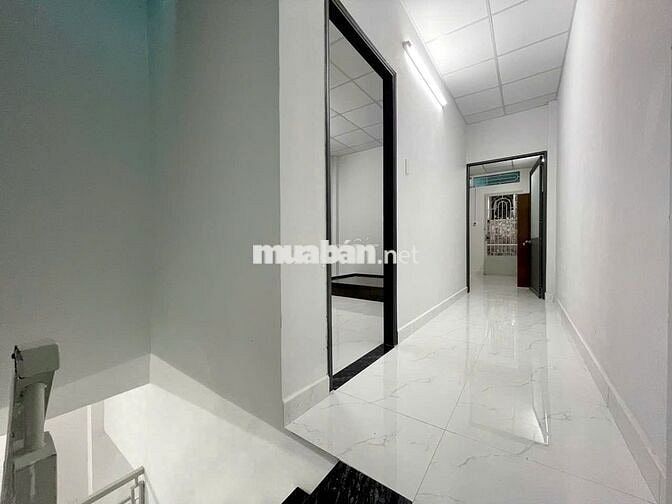 NHÀ NGUYÊN CĂN 1 TRỆT 1 LẦU NGAY VẠN HẠNH MALL-160M2-4PN-2WC-FULL NT
