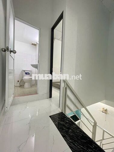 NHÀ NGUYÊN CĂN 1 TRỆT 1 LẦU NGAY VẠN HẠNH MALL-160M2-4PN-2WC-FULL NT